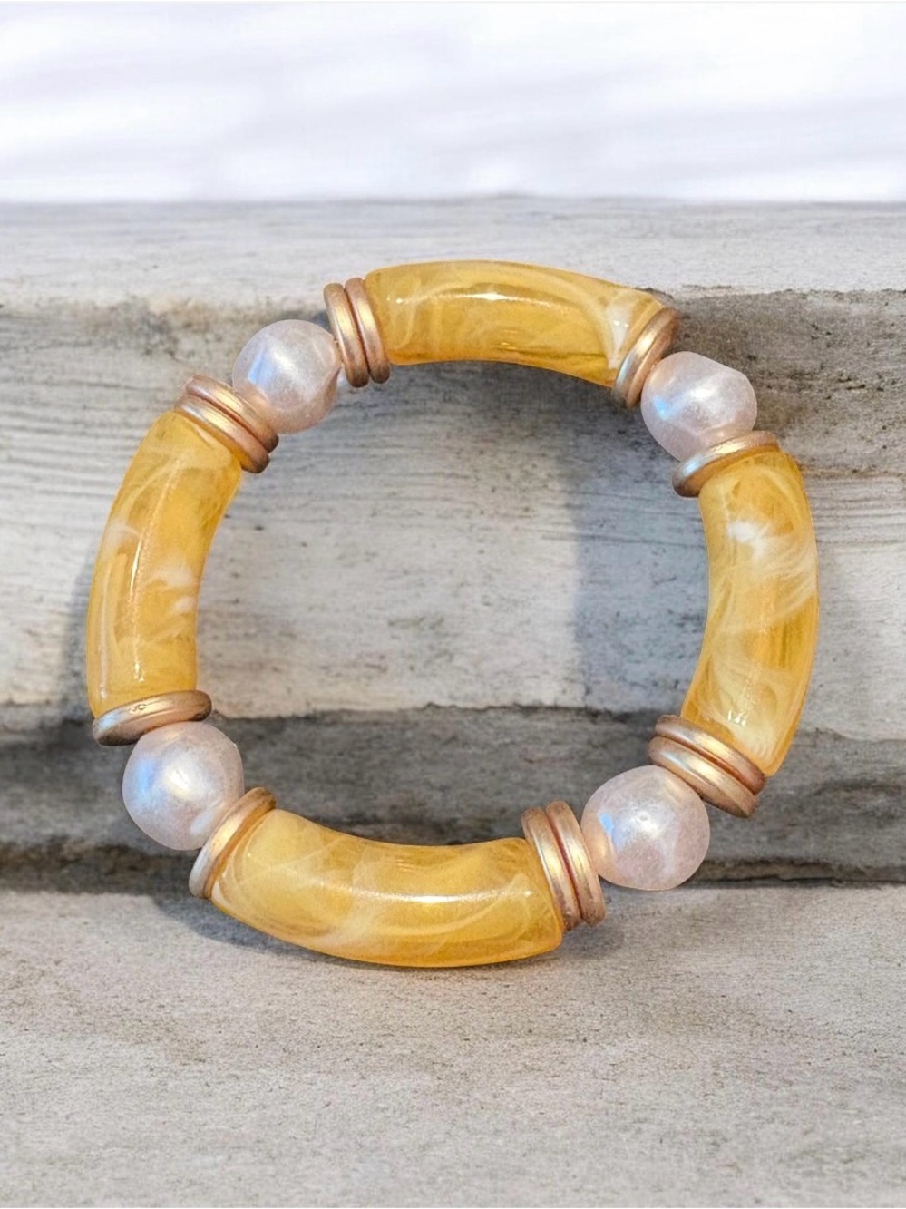 Plunder Multicolor Beaded Stretch Bracelet with Gold & Pearl Beads